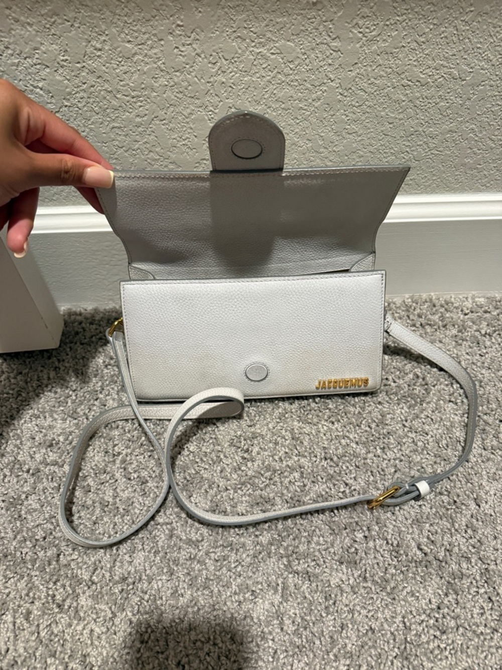 Jacquemus Suede Bag - Picture 5 of 6